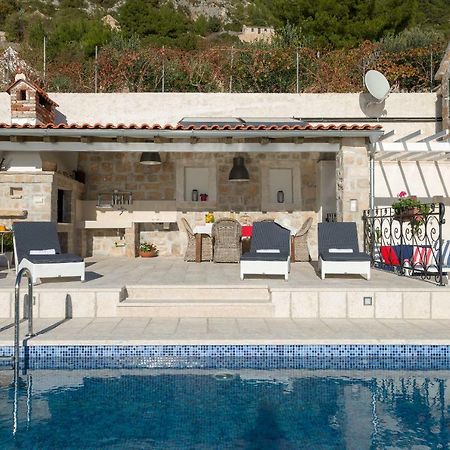 Villa Lipa Dora Murvica  Buitenkant foto