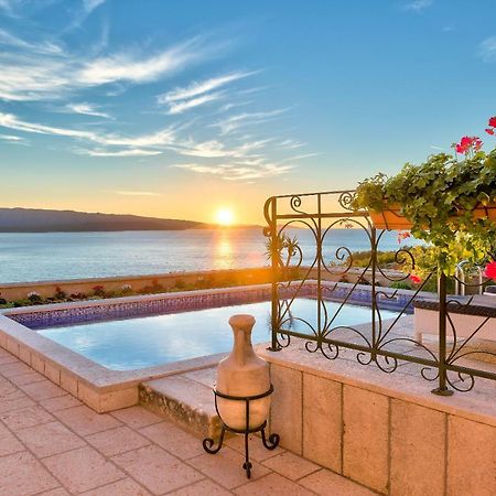 Villa Lipa Dora Murvica  Buitenkant foto