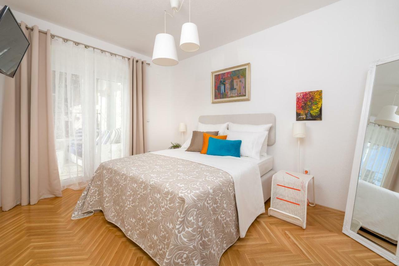 Villa Lipa Dora Murvica  Buitenkant foto