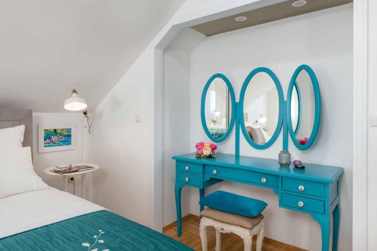 Villa Lipa Dora Murvica  Buitenkant foto