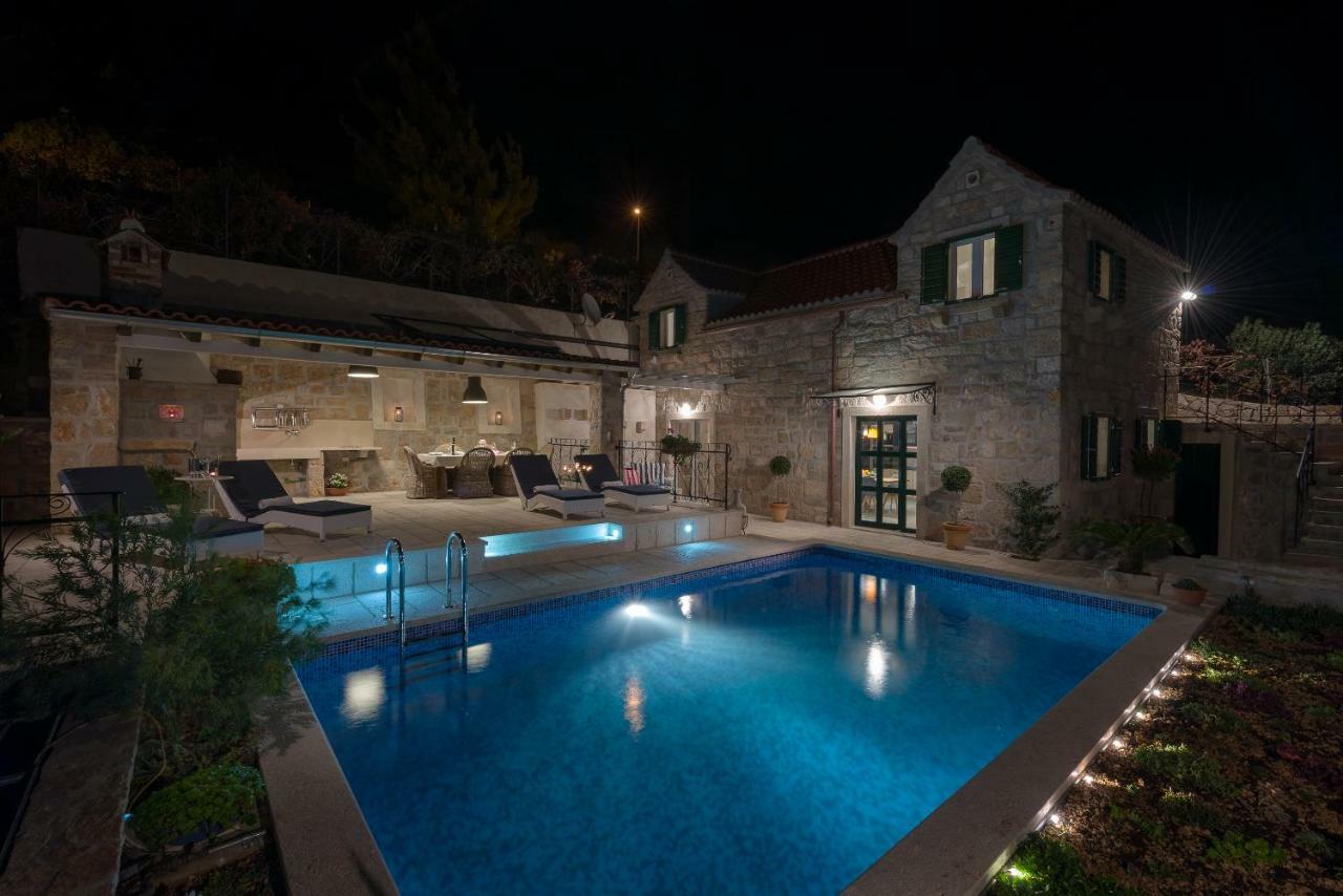 Villa Lipa Dora Murvica  Buitenkant foto